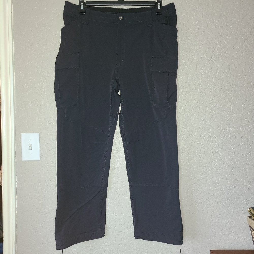 Duluth Trading Co. Men's Black Hills Cargo